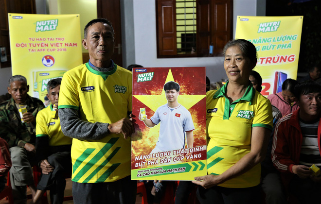 Bố mẹ Công Phượng chia sẻ cảm xúc trước trận chung kết AFF Cup 2018 Malaysia – Việt Nam - Ảnh 7. Bố mẹ Công Phượng chia sẻ cảm xúc trước trận chung kết AFF Cup 2018 Malaysia – Việt Nam - Ảnh 7.