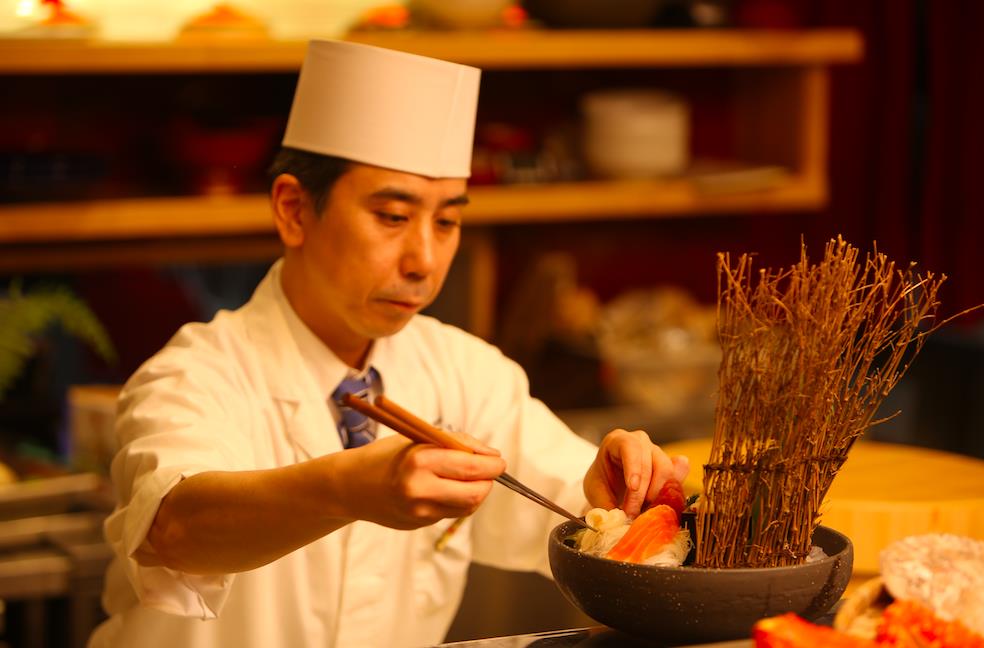 Thưởng thức sushi chuẩn Nhật ở Sài Gòn - Ảnh 1. Thưởng thức sushi chuẩn Nhật ở Sài Gòn - Ảnh 1.
