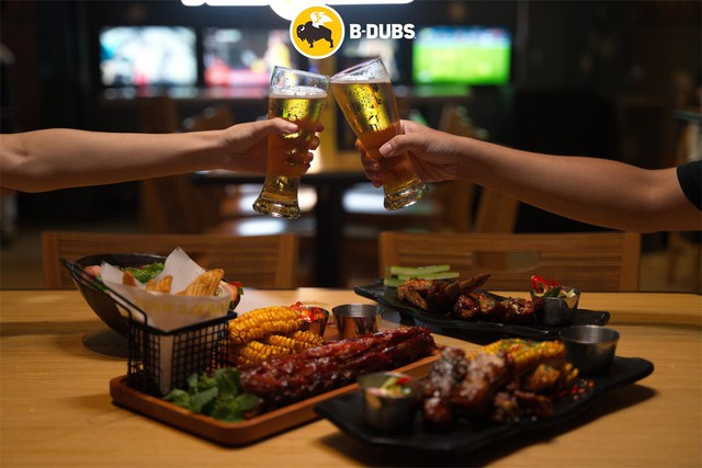 Có gì đặc biệt tại B-Dubs vào thứ tư hàng tuần? - Ảnh 4.