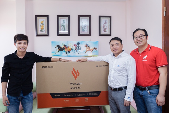 Start-up chơi lớn tặng 1000 tivi Vsmart cho khách hàng khi vừa được Shark Bình rót vốn 10 tỷ - Ảnh 3.