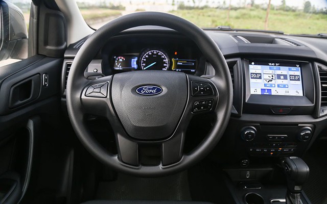 Hai CEO kinh doanh vận tải đánh giá SUV 7 chỗ Ford Everest Ambiente AT - Ảnh 2.