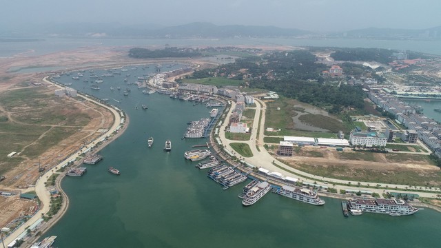 Giá bất động sản Hạ Long quá thấp so với tiềm năng? - Ảnh 3. Giá bất động sản Hạ Long quá thấp so với tiềm năng? - Ảnh 3.
