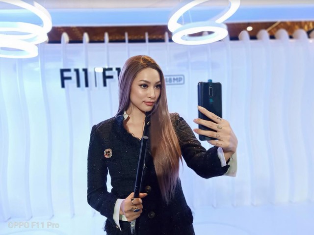 Đọ chân dung các ngôi sao qua ống kính OPPO F11 Pro - Ảnh 10.