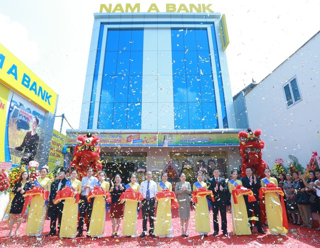 Nam A Bank khai trương 2 điểm giao dịch mới tại tỉnh Đồng Nai - Ảnh 1.