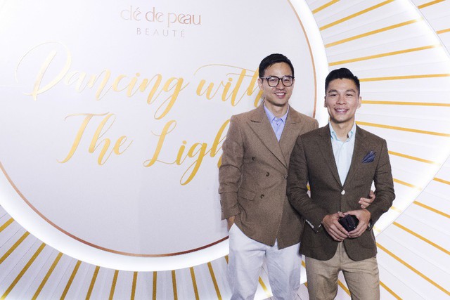 Sự cuốn hút từ ánh sáng trong đêm tiệc “Dancing with the light” - Ảnh 1.