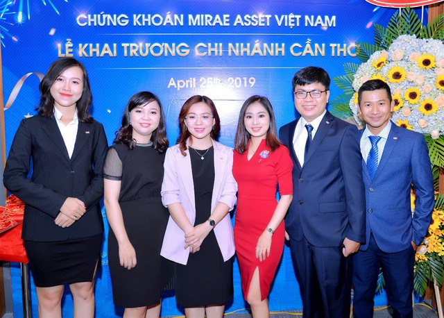 Chứng khoán Mirae Asset khai trương chi nhánh thứ 8 tại Việt Nam - chi nhánh Cần Thơ - Ảnh 1.
