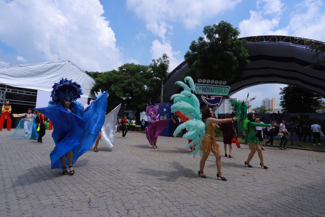 Novaland Expo 2019 hút khách tham quan trong ngày đầu khai mạc - Ảnh 4.