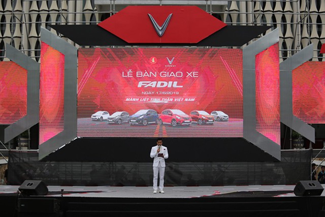 VinFast bàn giao hàng trăm xe Fadil, lập kỷ lục tại Việt Nam - Ảnh 3.