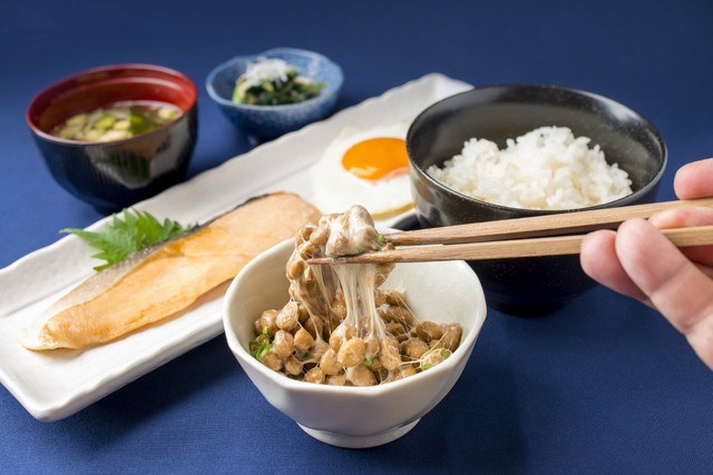 Người Nhật quảng bá món Natto phòng đột quỵ tới bạn bè Việt Nam - Ảnh 1.