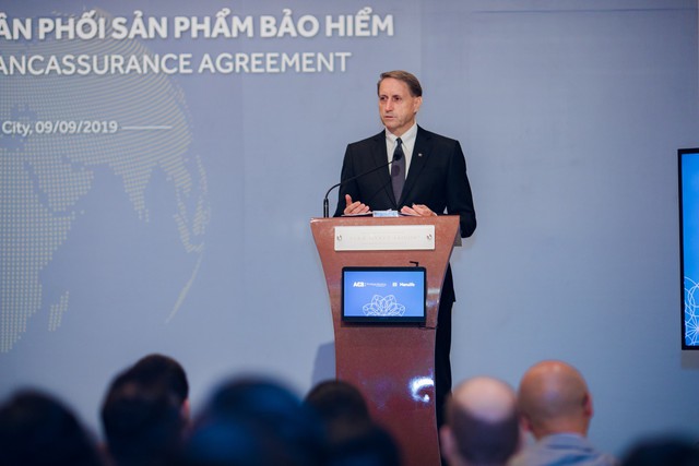 Manulife Việt Nam mở rộng hợp tác phân phối bảo hiểm qua ngân hàng với ACB - Ảnh 2.
