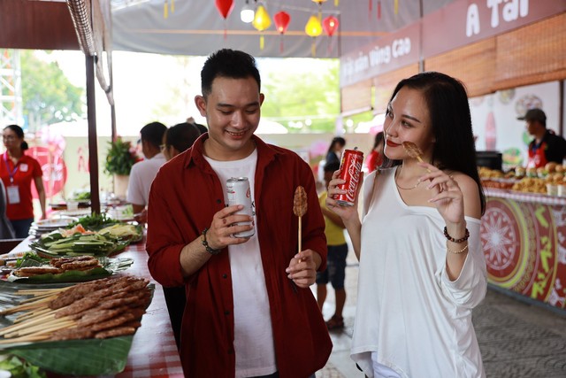 4 yếu tố giúp Coca-Cola thành công trên thị trường Việt - Ảnh 2.