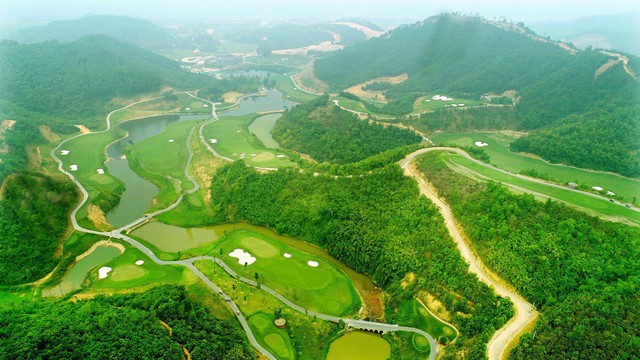 Khai trương Geleximco Hilltop Valley - sân golf độc đáo bậc nhất Việt Nam - Ảnh 1.