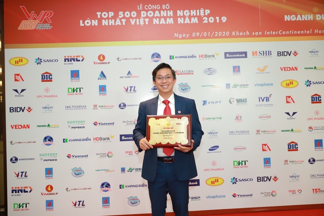 Dược Hậu Giang nhận loạt giải thưởng từ Vietnam Report và Forbes - Ảnh 1.