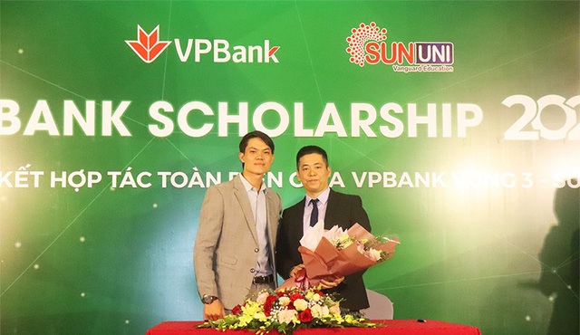SunUni - VpBanK Scholarship 2020 hỗ trợ 300 suất học bổng trị giá 10,8 tỷ đồng cho giáo dục tiếng Anh - Ảnh 3.