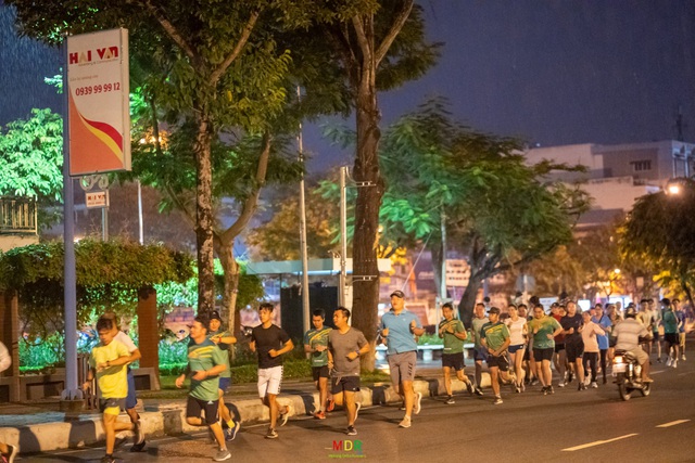 Chạy kết nối là sáng tạo của VPBank Hanoi Marathon ASEAN 2020 - Ảnh 1.