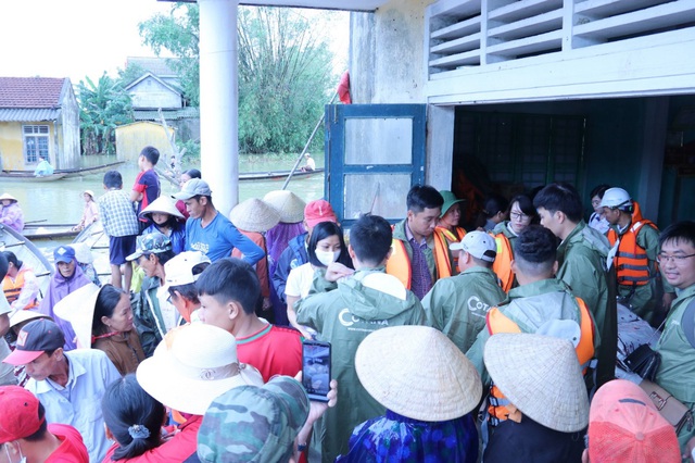 Cotana Group ủng hộ đồng bào tỉnh Thừa Thiên Huế 1 tỷ đồng khắc phục hậu quả lũ lụt - Ảnh 2.