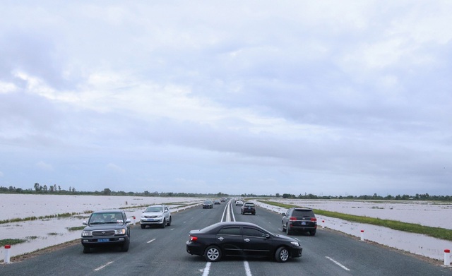 Thông xe kỹ thuật cao tốc Lộ Tẻ - Rạch Sỏi: FECON tiếp tục khẳng định năng lực thi công hạ tầng - Ảnh 2.