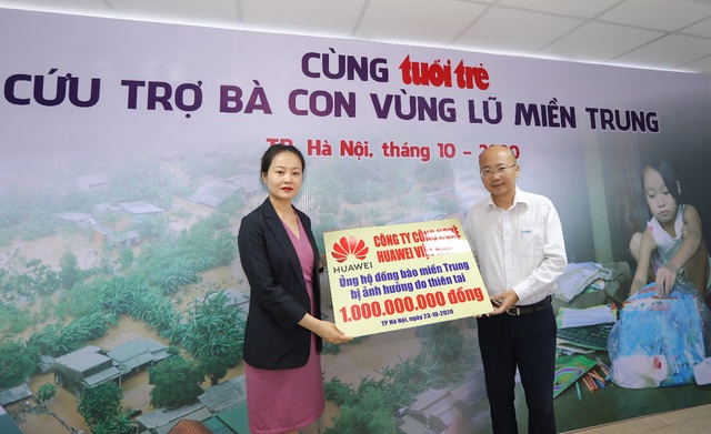 Huawei Việt Nam chung tay ủng hộ đồng bào miền Trung 1 tỷ đồng - Ảnh 2.