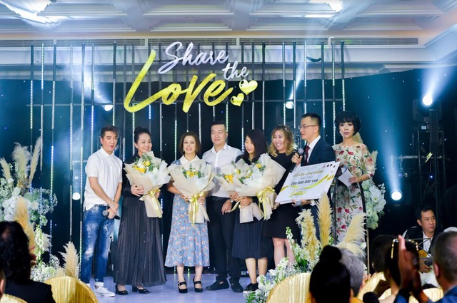 Minh Tuyết và dàn sao Việt đốt cháy chương trình “Share the love”, kêu gọi hơn 3 tỷ đồng ủng hộ đồng bào miền Trung - Ảnh 6.
