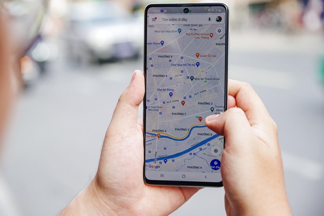 Xưa cứ lo điện thoại hết pin, nay phải vất vả dùng mới khiến cạ cứng sập nguồn - Ảnh 3.