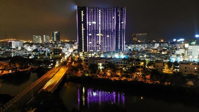 Chi gần 70 tỷ đồng lắp đèn led, tòa tháp sắp bàn giao trở thành dự án nổi bật khu Nam Sài Gòn - Ảnh 2.