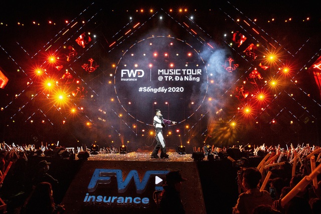 Dế Choắt tung lời Rap cực chất tại FWD Music Tour 2020 @ TP. Đà Nẵng - Ảnh 1.