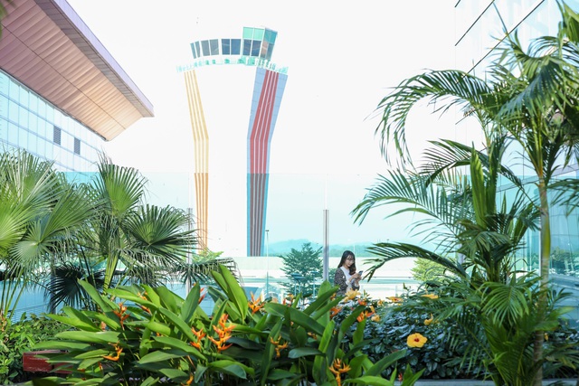 Không cần bay tới Singapore, ngay tại Quảng Ninh cũng đã có sân bay sinh thái đẹp như resort, xanh không kém Changi - Ảnh 3.