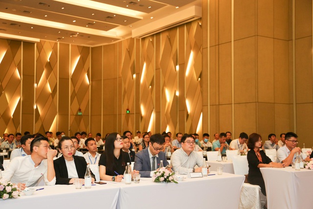 Hội thảo Phát triển Năng lượng mặt trời miền Trung thu hút sự chú ý của chuyên gia cùng ngành - Ảnh 4.