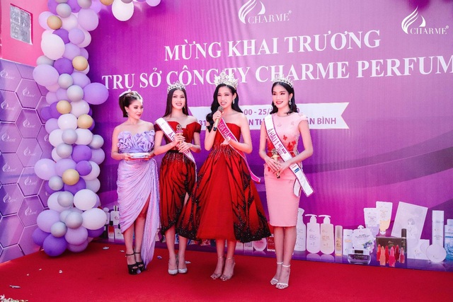 Top Hoa hậu Việt Nam 2020 đến chúc mừng nước hoa Charme khai trương trụ sở công ty tại TP.HCM - Ảnh 5.