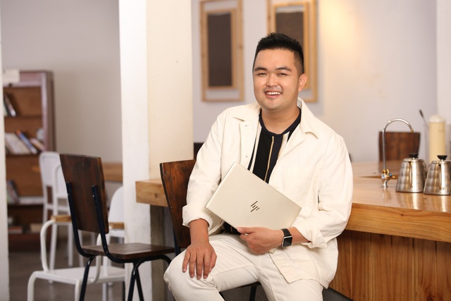 Bật mí về “trợ thủ đắc lực” của Ăn Sập Sài Gòn, người ấy là ai? - Ảnh 1.