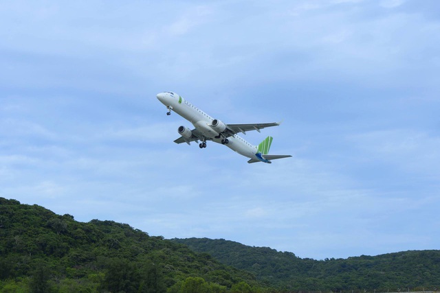 Bamboo Airways nối dài dấu ấn nhà đầu tư đồng bộ tại Côn Đảo - Ảnh 1.