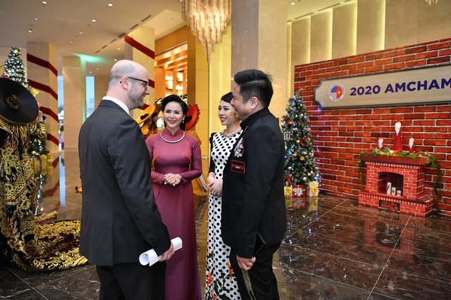 Ruby Queen tự hào đồng hành cùng nhiều thương hiệu lớn tại Amcham Gala 2020 - Ảnh 2.