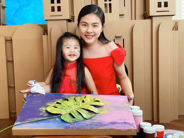 Bí kíp 15 ngày cùng con vui chơi lấm bẩn sẽ tiếp tục “gây bão” nhờ giải phóng hoàn toàn nỗi ưu tư về “cuộc chiến trông con” cho các bậc cha mẹ - Ảnh 5.