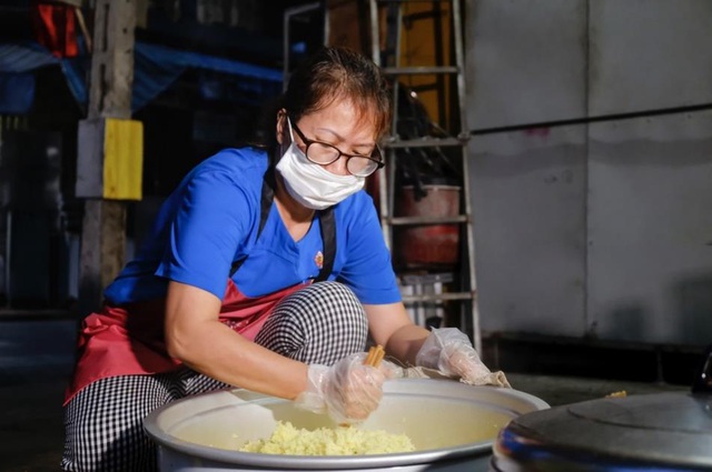 Khó khăn qua đi, cách mà chúng ta chọn lấy cho tương lai chính là thái độ sống lúc này! - Ảnh 2.