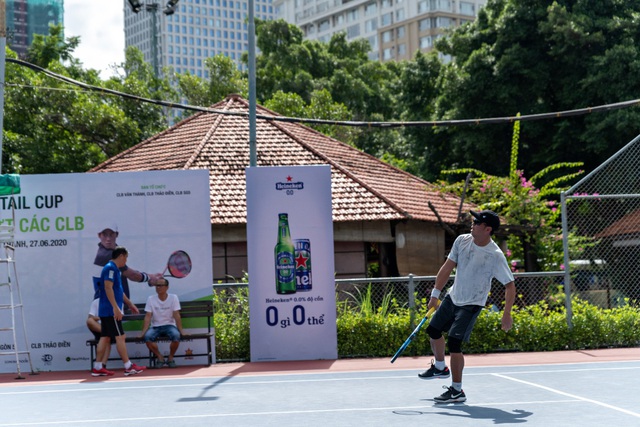 Gần 100 doanh nhân tranh tài trên sân tennis - Ảnh 2.