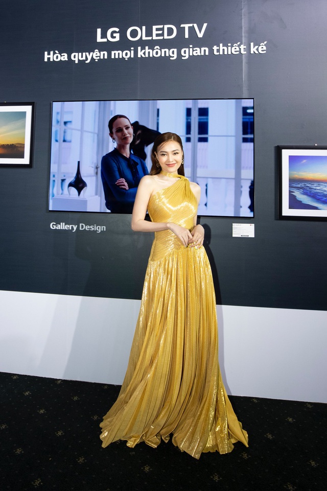 Binz, Touliver và Ninh Dương Lan Ngọc mở màn sự kiện ra mắt TV OLED 8K đầu tiên trên thế giới - Ảnh 3.