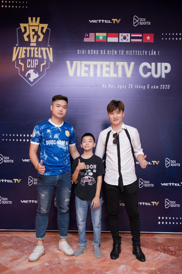 Huyền thoại làng PES Quân Bi: “Sau ViettelTV, Box Sports đang có kế hoạch cho Lê Hà Anh Tuấn tu nghiệp ở nước ngoài” - Ảnh 3.