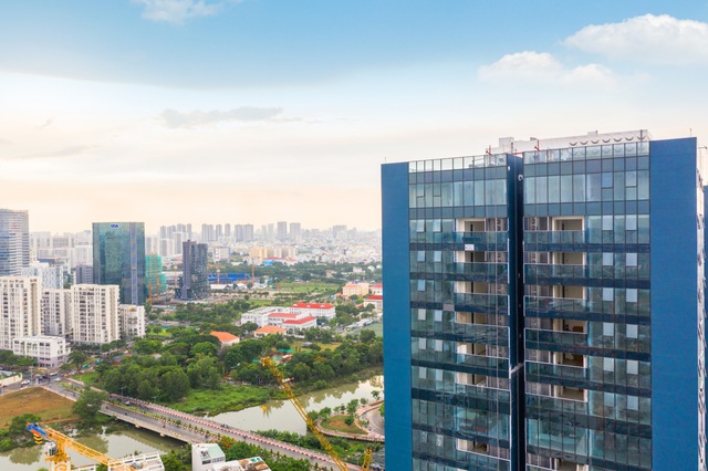 Sunshine City Sài Gòn sắp bàn giao tòa tháp đầu tiên - Ảnh 2.