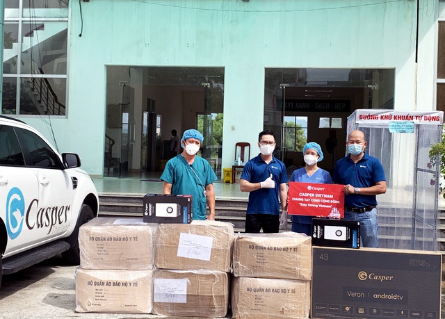 Casper Vietnam trao tặng hơn 1.000 bộ đồ bảo hộ y tế “tiếp lửa” y bác sĩ Đà Nẵng chống dịch - Ảnh 1.