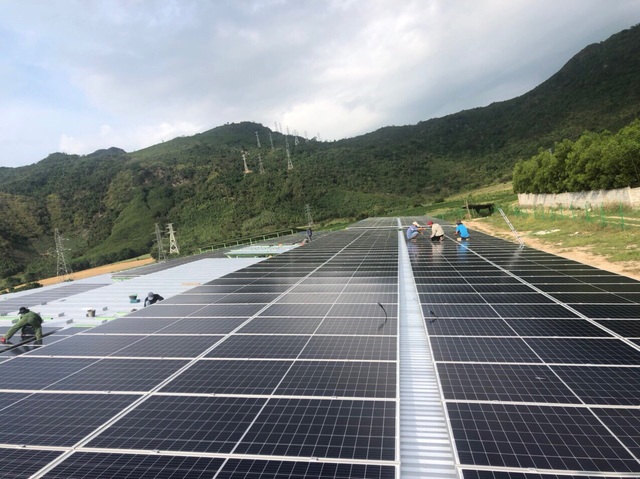 Giá điện mặt trời tại công ty tổng thầu EPC Hoàng Giang Solar - Ảnh 1.