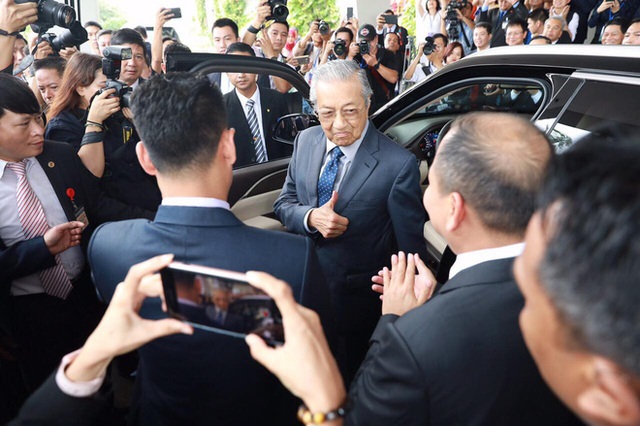 Báo chí Indonesia và Malaysia nói gì về mẫu xe VinFast President? - Ảnh 2.