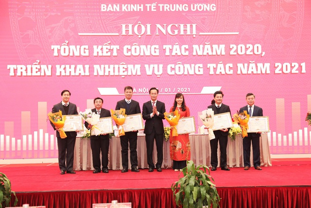 Ban kinh tế Trung ương: Tổng kết công tác năm 2020 và triển khai nhiệm vụ mới - Ảnh 2.