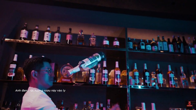 “Mổ xẻ” MV mới nhất của Hydra -  giải mã nghề bartender với đủ chua cay ngọt bùi - Ảnh 8.