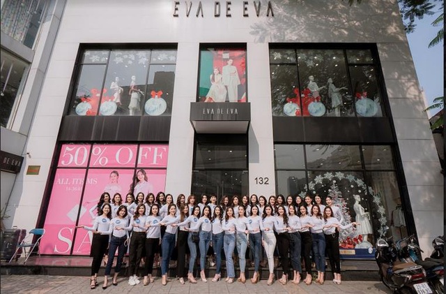 Dàn chân dài Hoa khôi Sinh viên Việt Nam “đổ bộ” showroom Eva de Eva: Toàn nhan sắc “cực phẩm!” - Ảnh 3.
