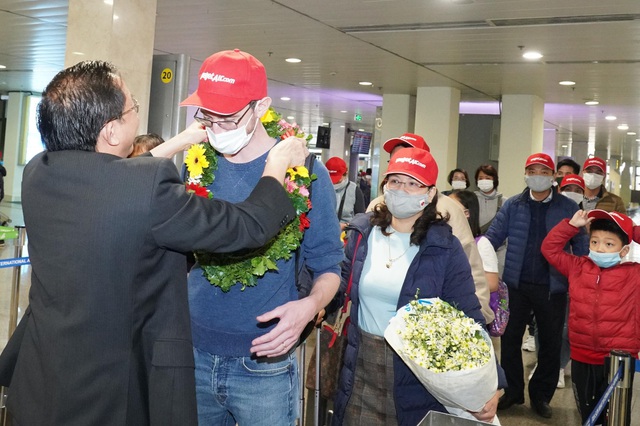 Vietjet đón chào những vị khách đầu tiên năm 2021 với nhiều bất ngờ thú vị - Ảnh 8.