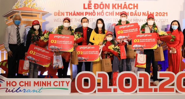 Vietjet đón chào những vị khách đầu tiên năm 2021 với nhiều bất ngờ thú vị - Ảnh 11.