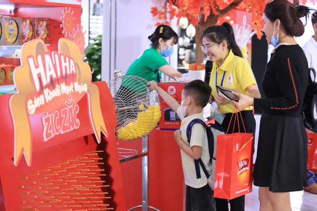 Thành phố biển Đà Nẵng và thủ đô Hà Nội chào đón không khí Tết với Lễ hội bánh kẹo Tết Hải Hà 2021 - Ảnh 1.