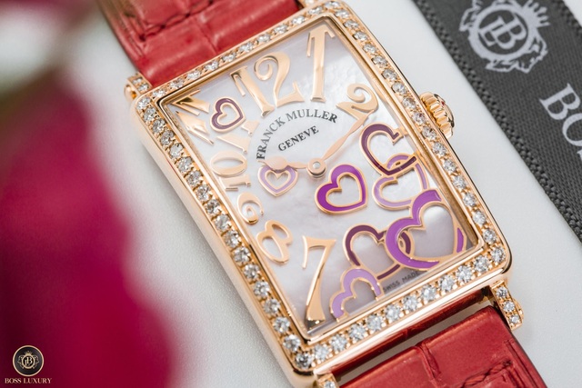 Boss Luxury mách bạn 4 mẫu đồng hồ tuyệt đẹp dành tặng nàng ngày Valentine - Ảnh 3.