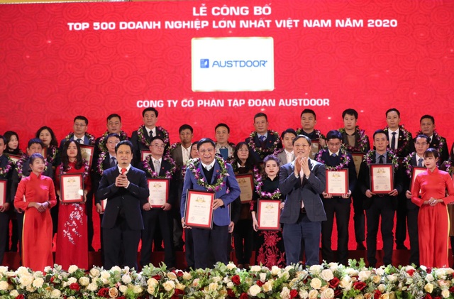 Tập đoàn Austdoor xếp hạng Top 500 doanh nghiệp lớn nhất Việt Nam - Ảnh 2.