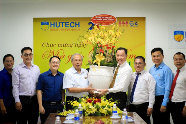 Sinh viên HUTECH tìm cảm hứng học tập từ diễn đàn đối thoại CEO - cựu sinh viên - Ảnh 5.